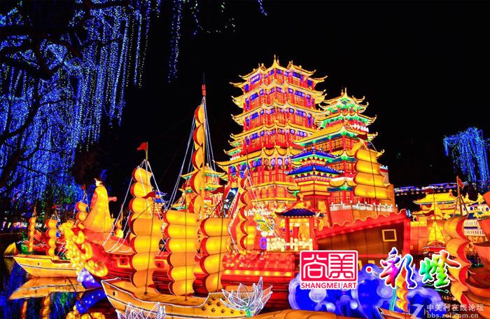 自贡灯会之水上大型灯组