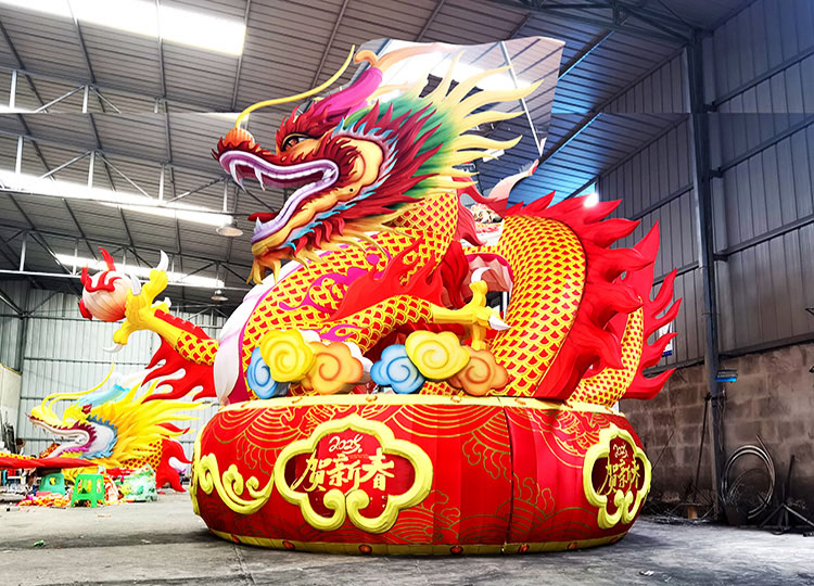 迎宾盘龙彩灯